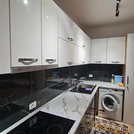 Family Apartment *