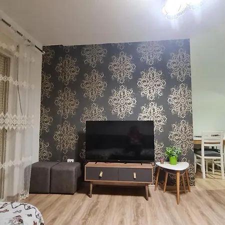 Family Apartment *